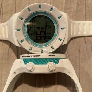 Rockwell Coliseum watch - never worn WHITE